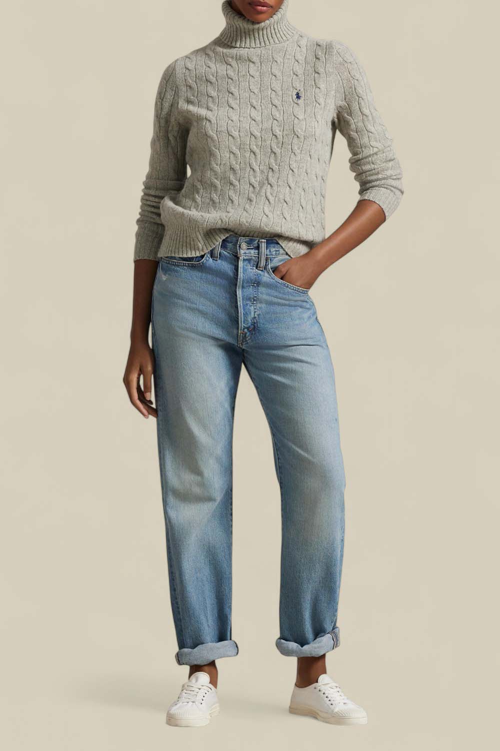 תמונת כל הלוק של סריג גולף